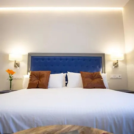 Plazuela Del Carbón Apartahotel 3*